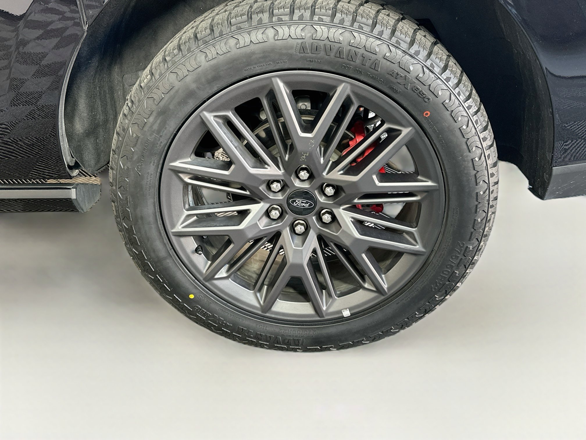 Used 2025 Ford Expedition Max Platinum w/ Stealth Performance Package AWD/4WD image 11
