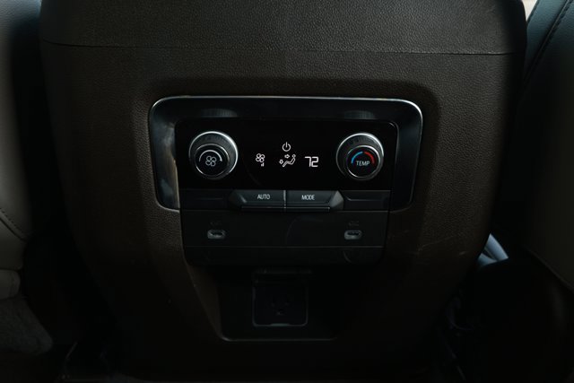 Used 2024 Chevrolet Tahoe LT RWD image 31