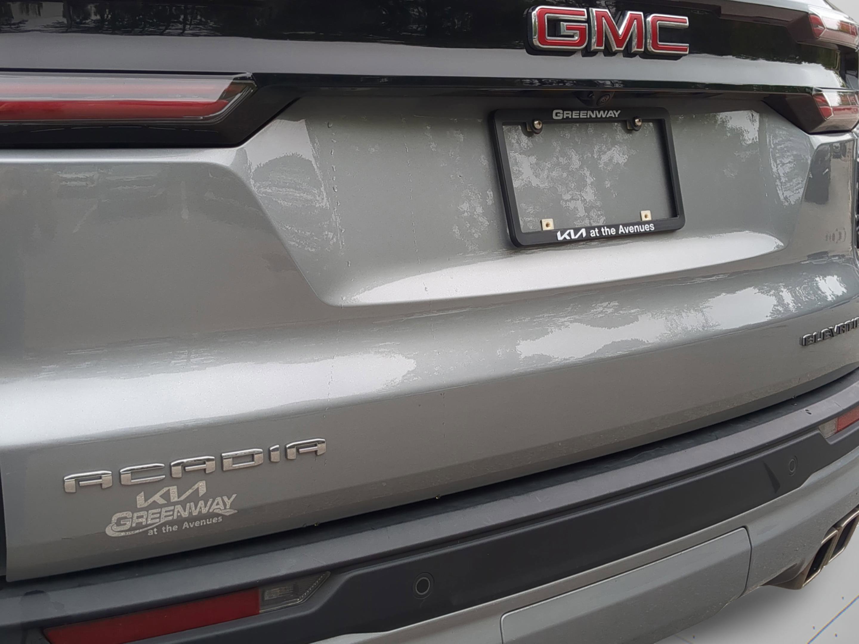 Used 2024 GMC Acadia Elevation image 31