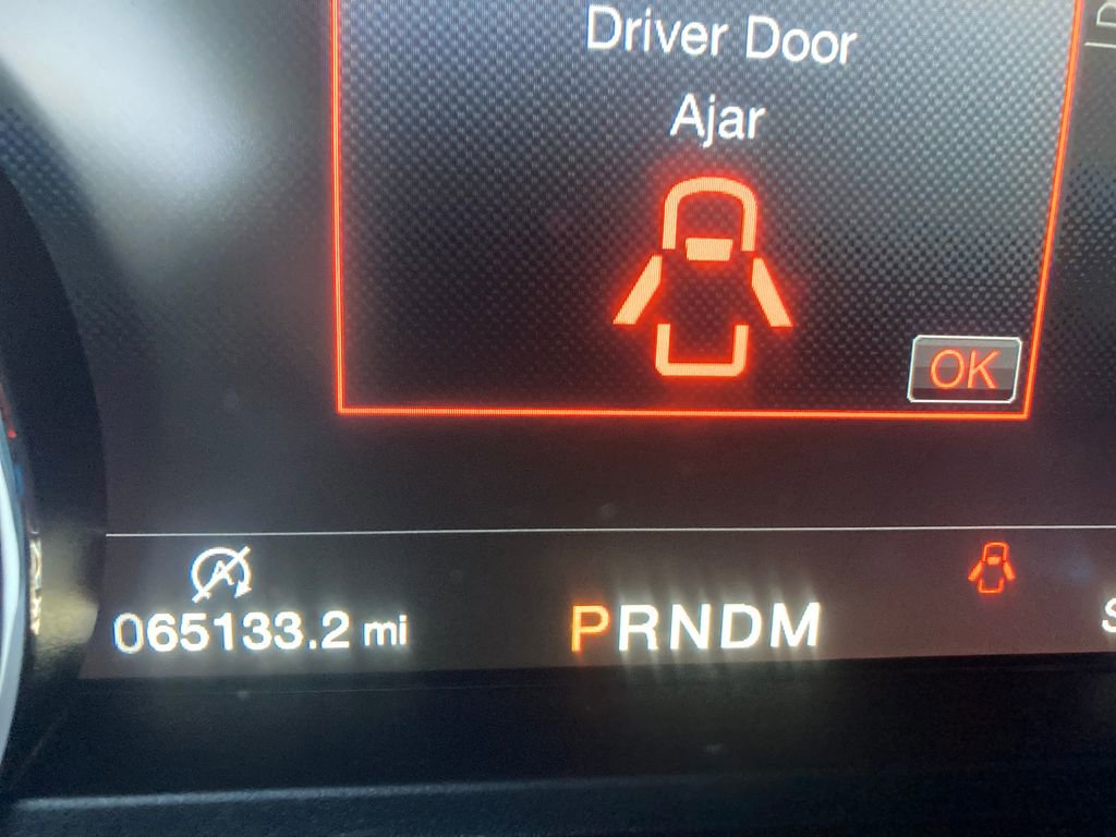 Used 2019 Ford F150 Lariat w/ Equipment Group 502A Luxury image 20