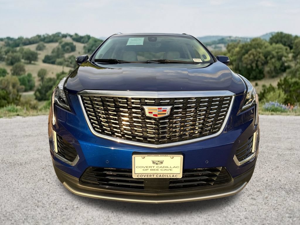 Used 2024 Cadillac XT5 Premium Luxury w/ Technology Package FWD image 2
