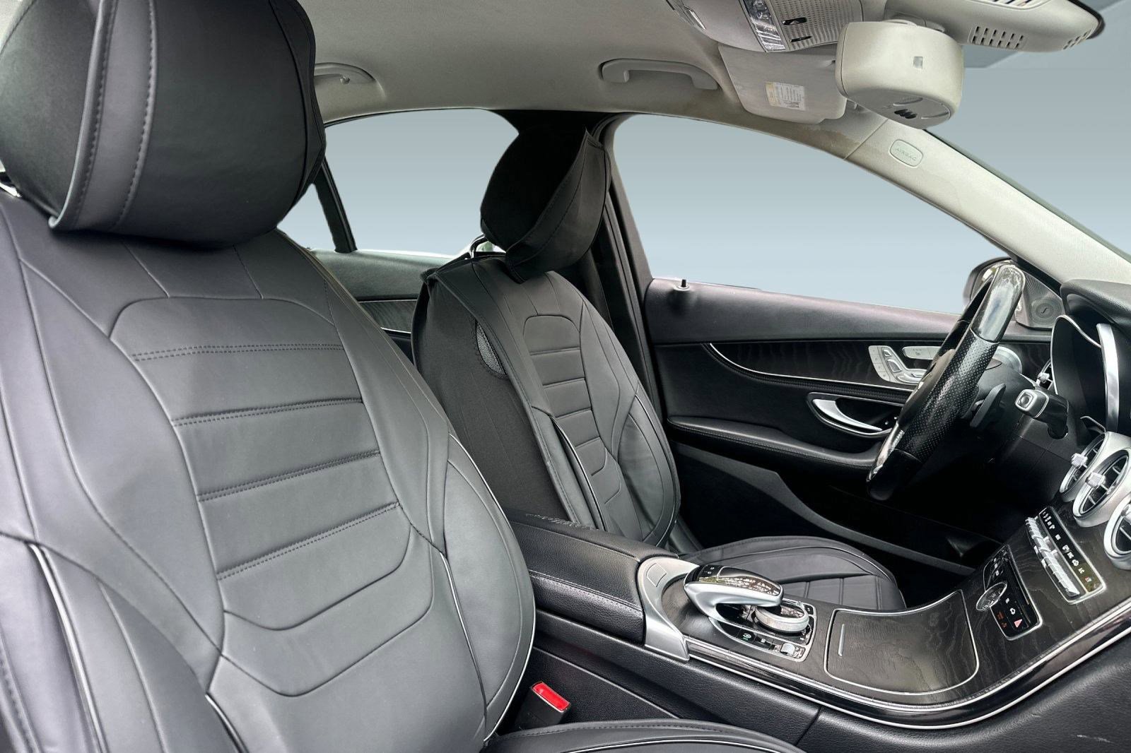 Used 2015 Mercedes-Benz C 300 4MATIC Sedan image 32