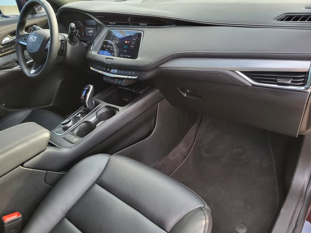 Used 2023 Cadillac XT4 Premium Luxury w/ Cold Weather Package image 8