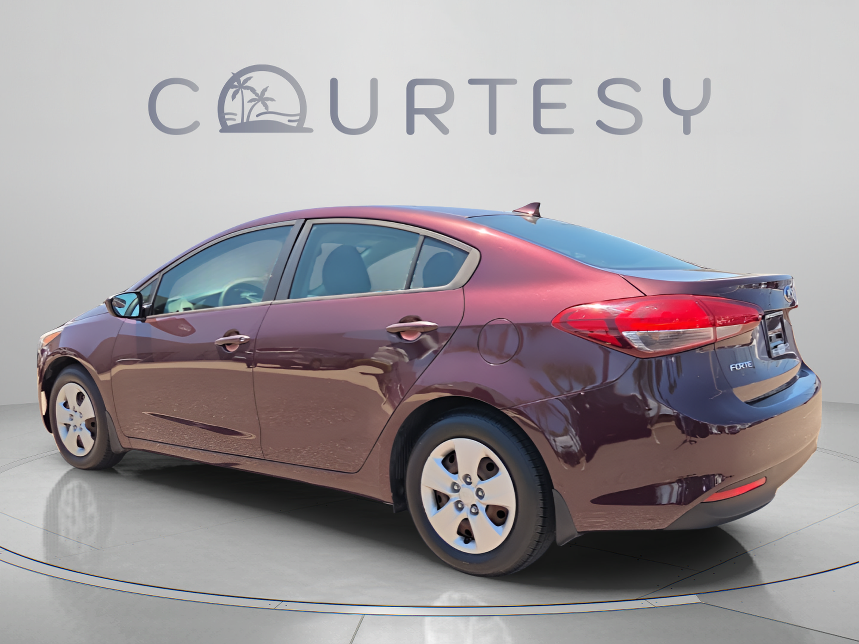 Used 2017 Kia Forte LX FWD image 3