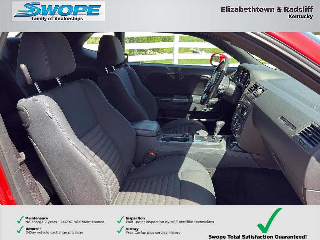 Used 2013 Dodge Challenger R/T RWD image 18