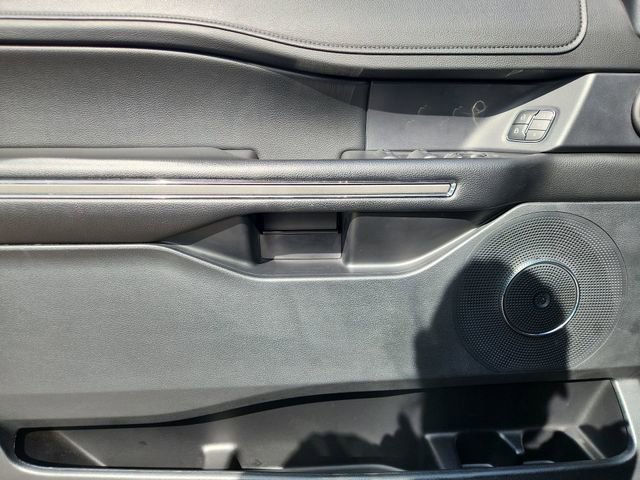 Used 2020 Ford Expedition XLT w/ Equipment Group 202A image 23