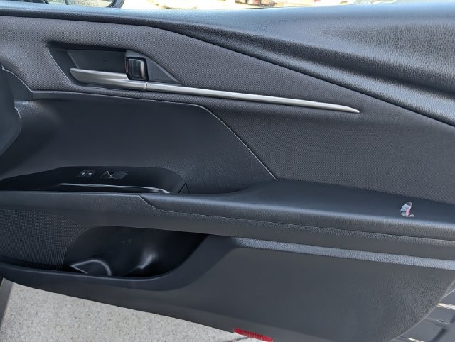 Used 2026 Toyota Camry LE FWD image 33