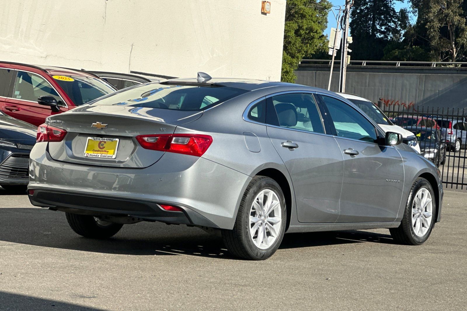 Used 2024 Chevrolet Malibu LT image 4