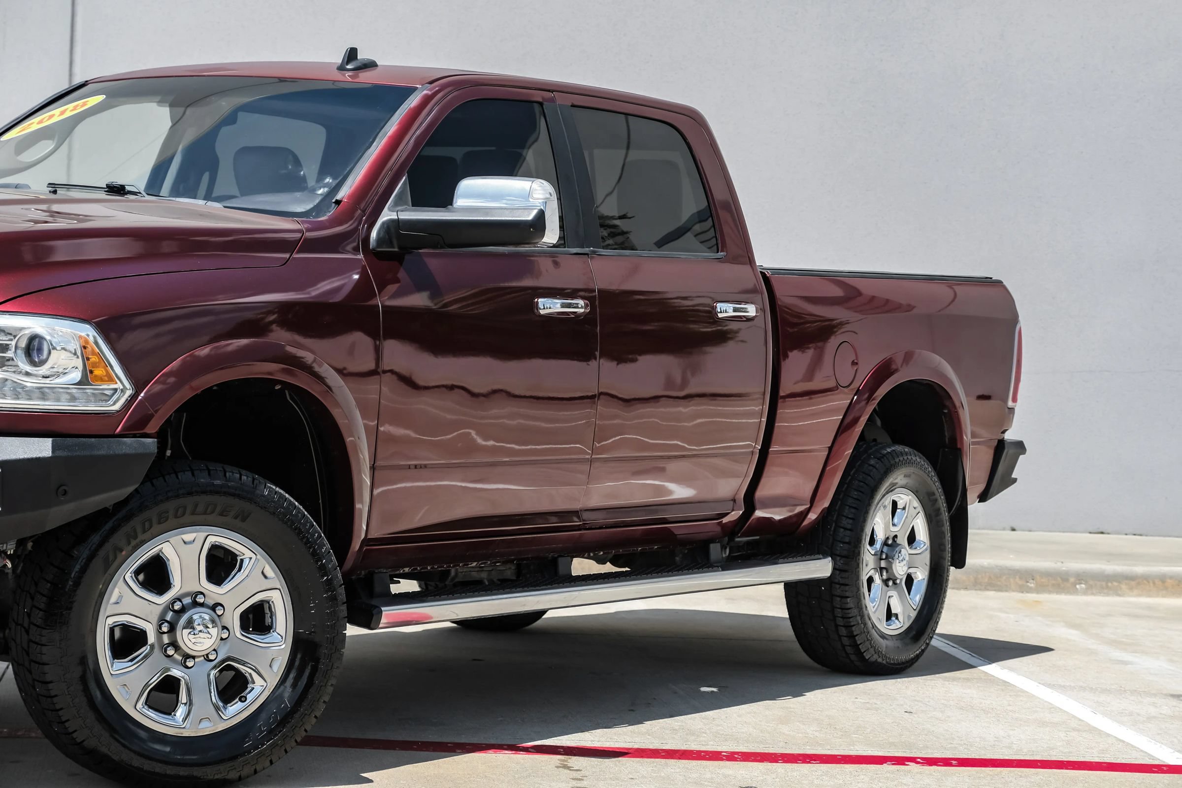 Used 2018 RAM 2500 Laramie w/ Convenience Group AWD/4WD image 9