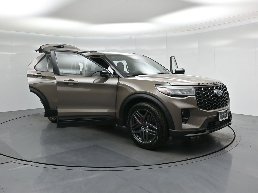 New 2026 Ford Explorer ST-Line w/ ST-Line Street Pack image 36