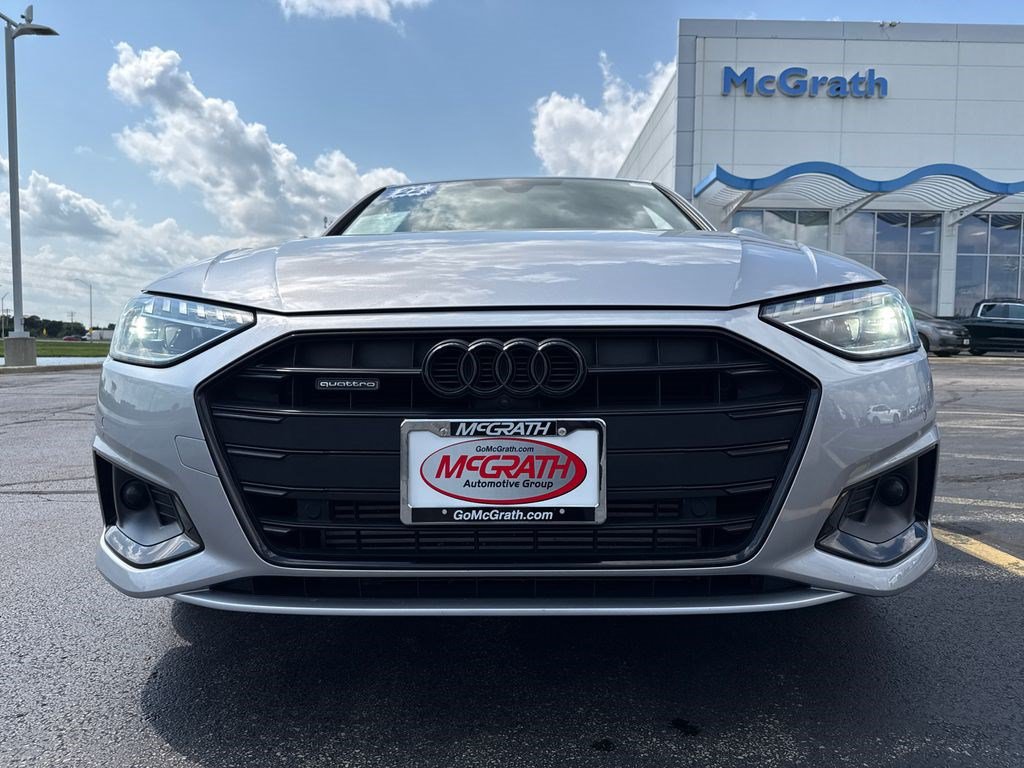 Used 2022 Audi A4 2.0T Premium Plus w/ Premium Plus Package AWD/4WD image 11