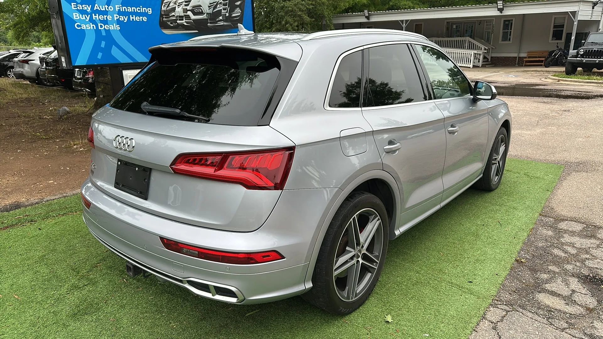 Used 2018 Audi SQ5 Prestige w/ Prestige Package AWD/4WD image 7