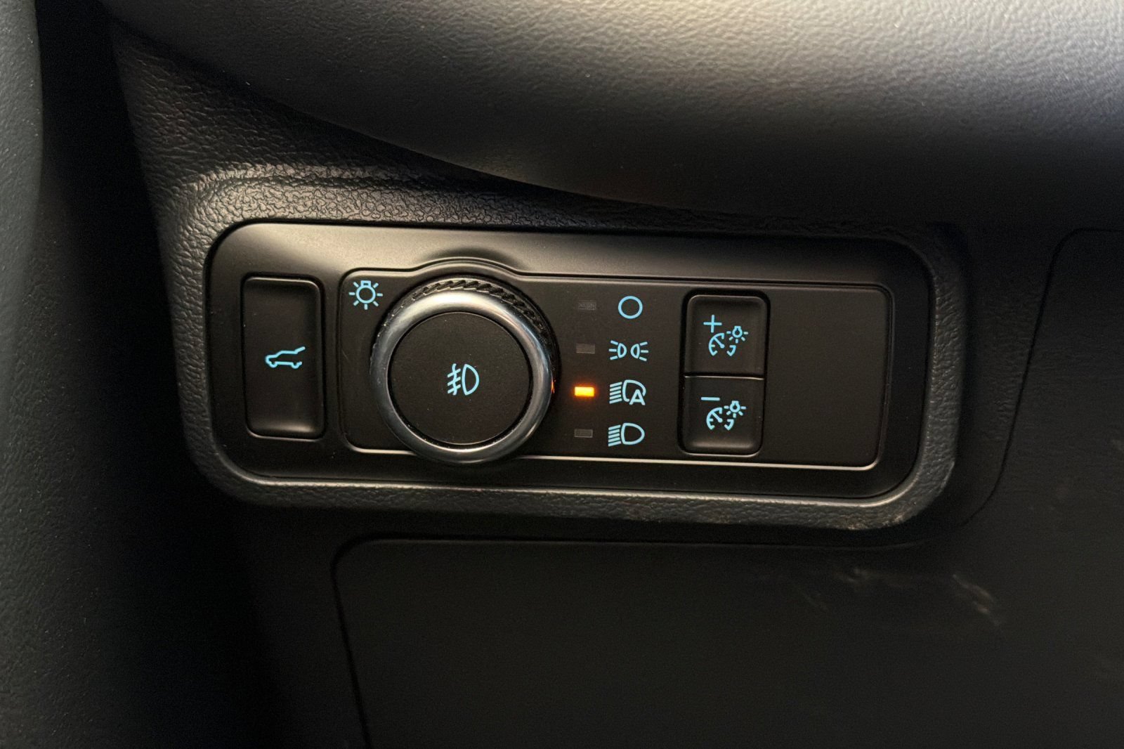 New 2026 Ford Explorer Tremor w/ Tremor Ultimate Package AWD/4WD image 33