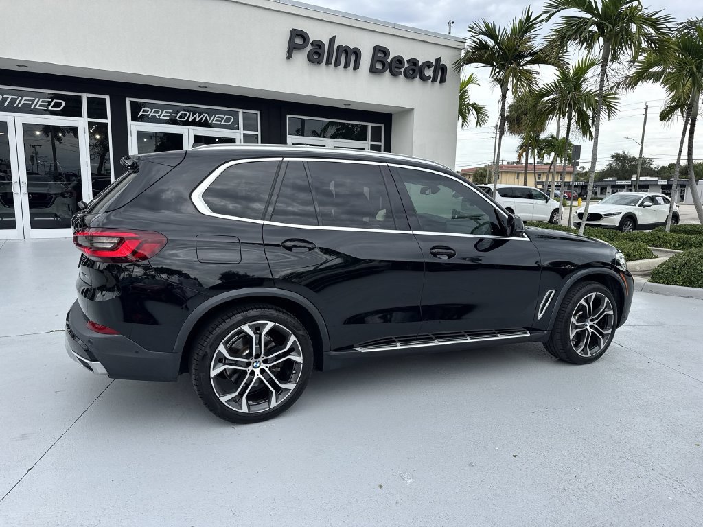 Used 2021 BMW X5 sDrive40i w/ Premium Package RWD image 4