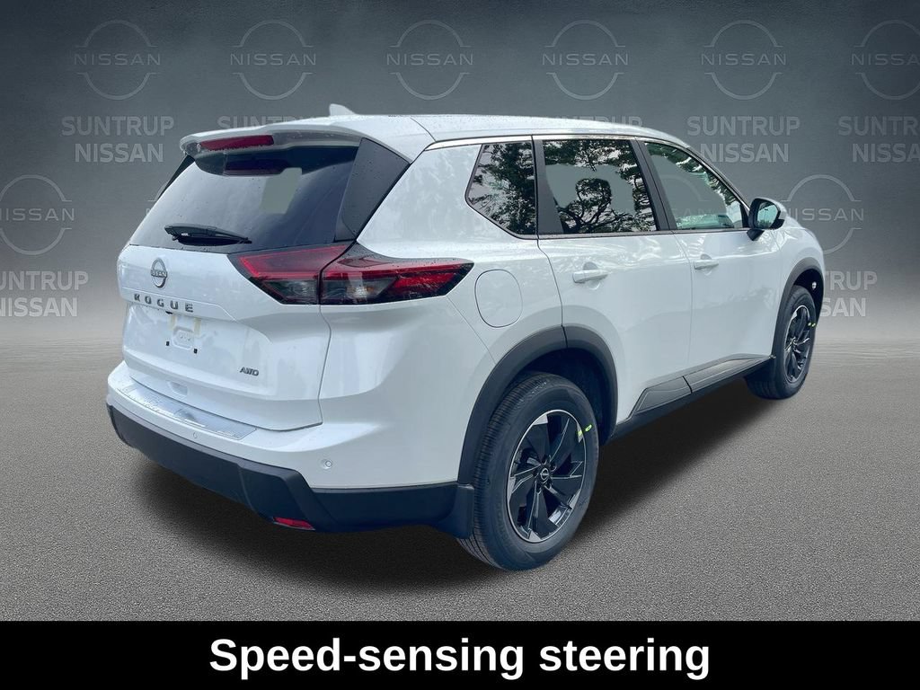 Used 2026 Nissan Rogue SV AWD/4WD image 17