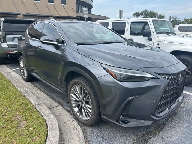 Certified 2022 Lexus NX 350 AWD w/ Vision Package image 3
