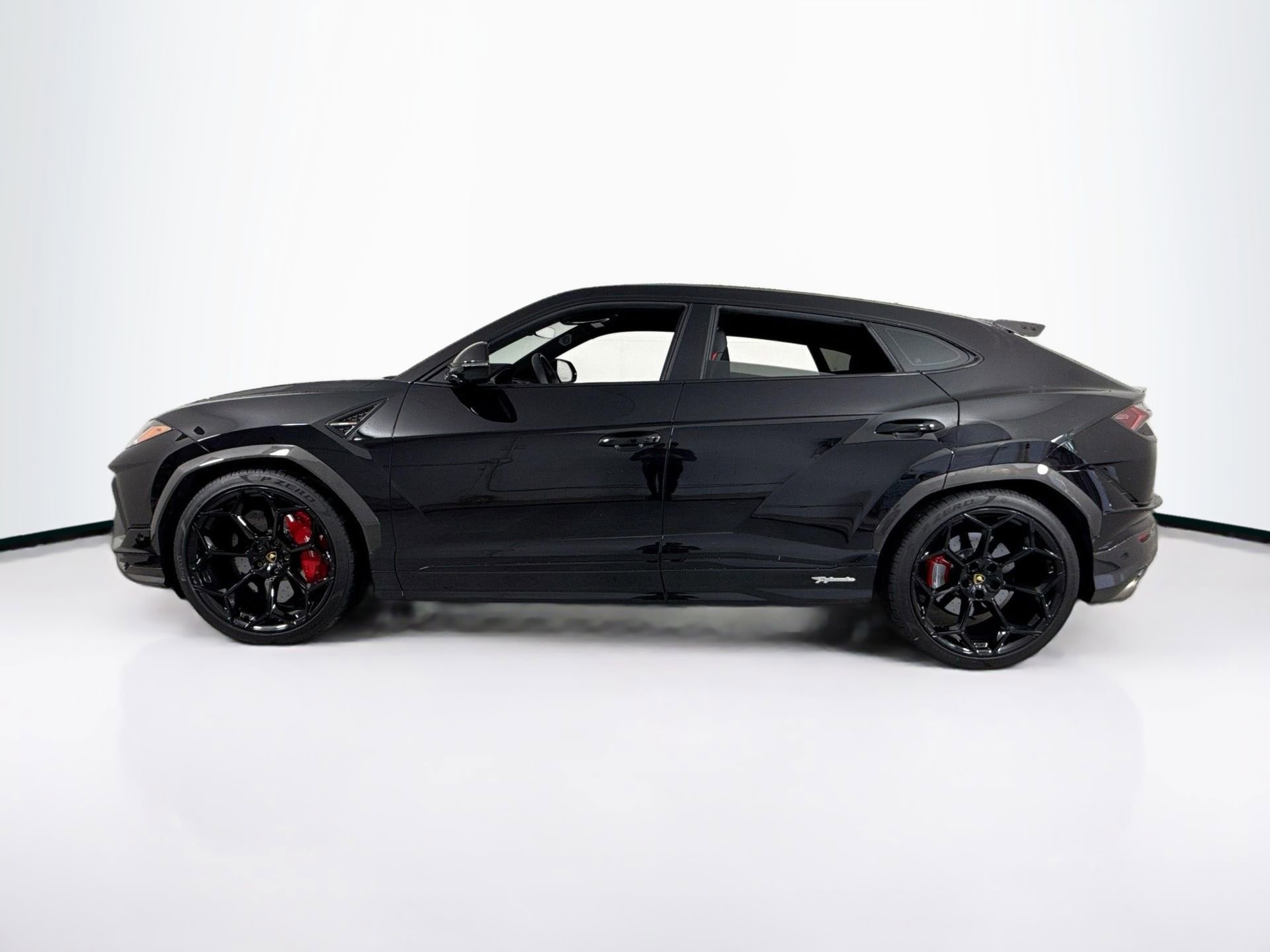 Used 2024 Lamborghini Urus Performante AWD/4WD image 4