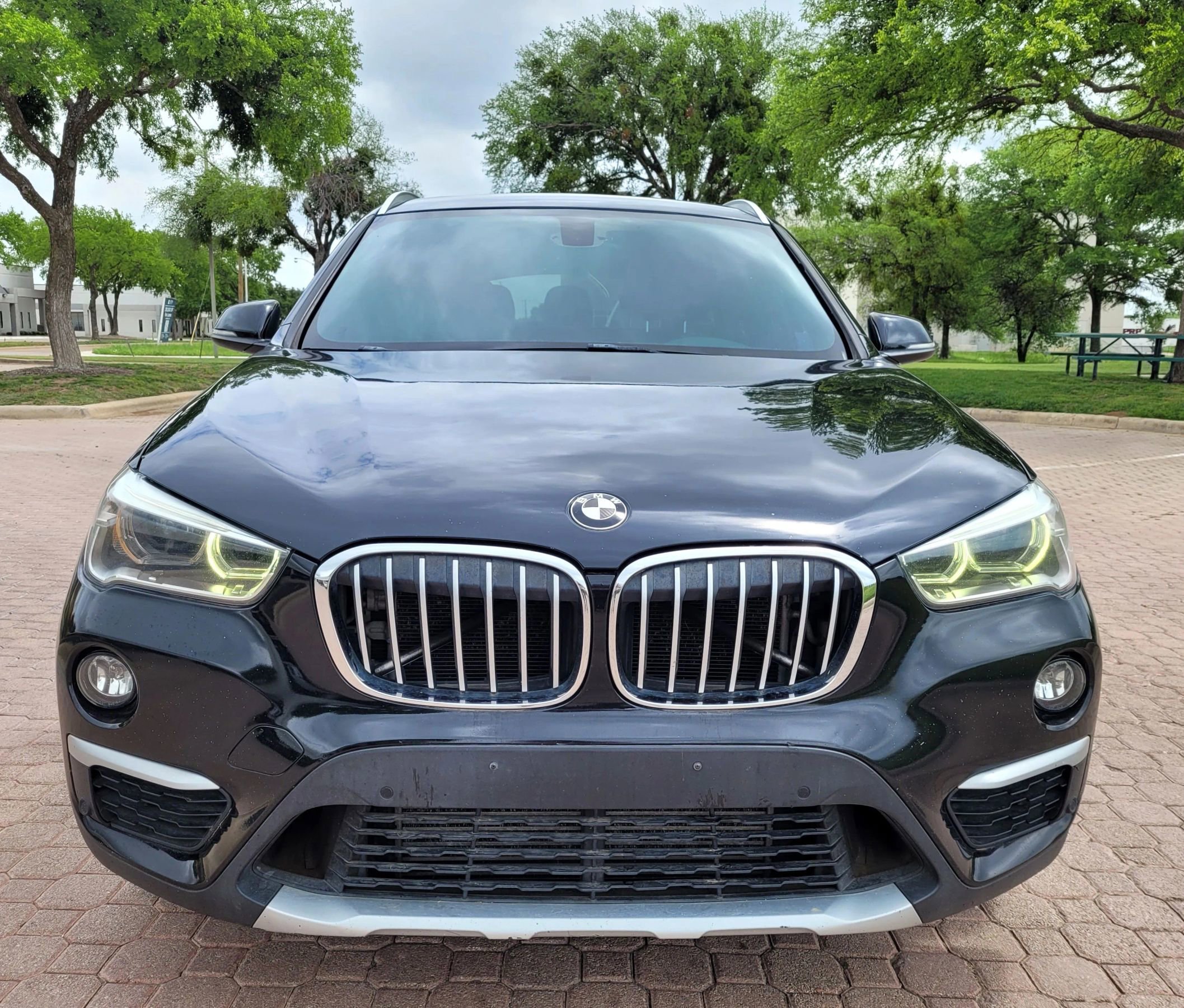 Used 2017 BMW X1 xDrive28i image 2