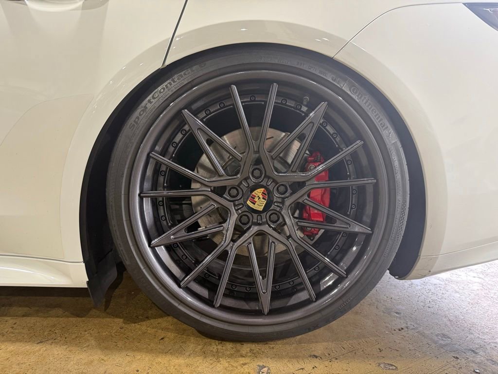 Used 2019 Porsche Panamera GTS AWD/4WD image 28