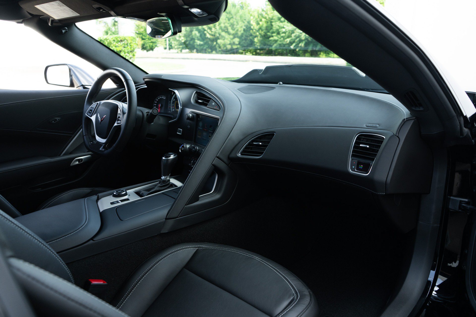 Used 2019 Chevrolet Corvette ZR1 RWD image 18