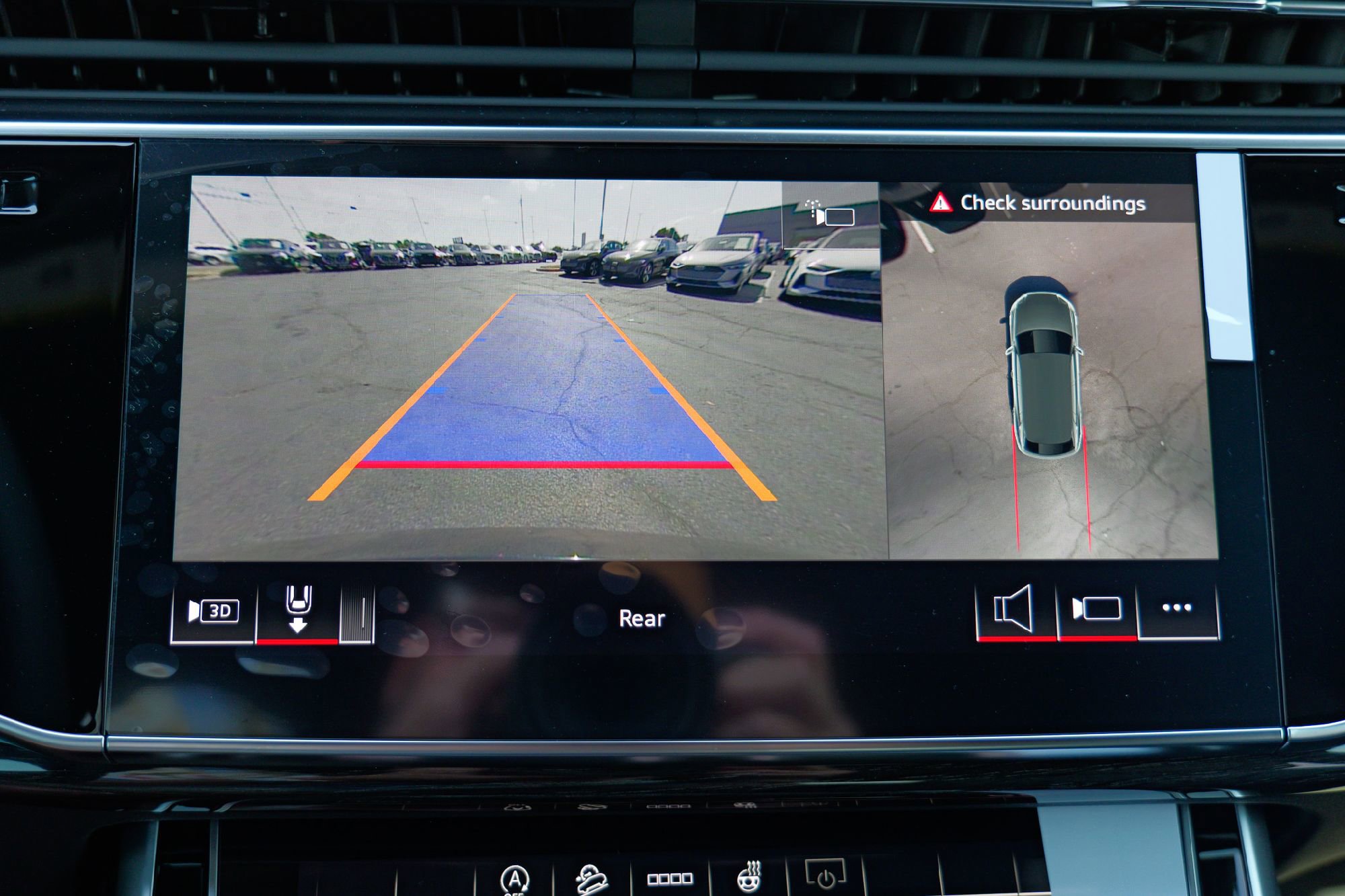 New 2026 Audi Q8 Premium Plus image 16