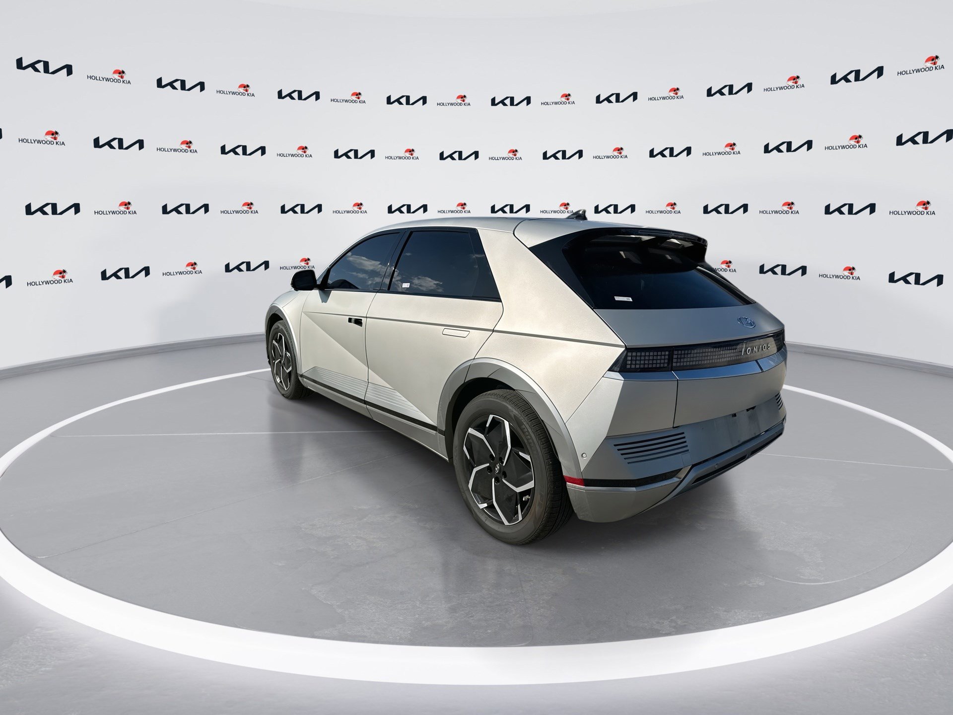 Used 2024 Hyundai Ioniq 5 Limited RWD image 6