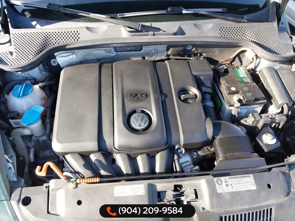 Used 2014 Volkswagen Beetle 2.5 image 27