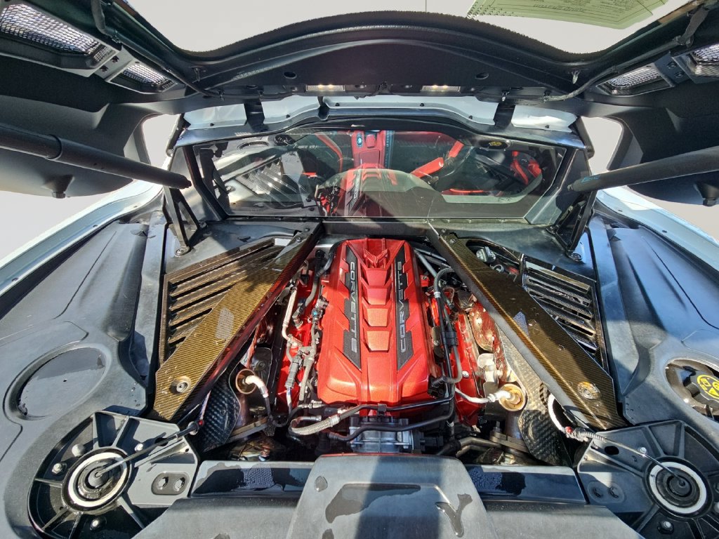 Used 2021 Chevrolet Corvette Stingray Premium Cpe w/ Z51 Performance Package RWD image 19