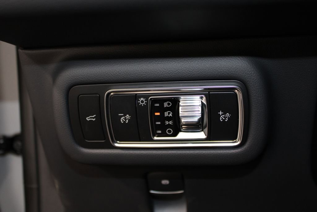 New 2026 Lincoln Nautilus Premier image 40