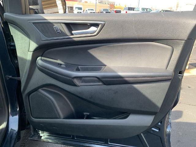 Certified 2023 Ford Edge SE w/ Black Appearance Package AWD/4WD image 19