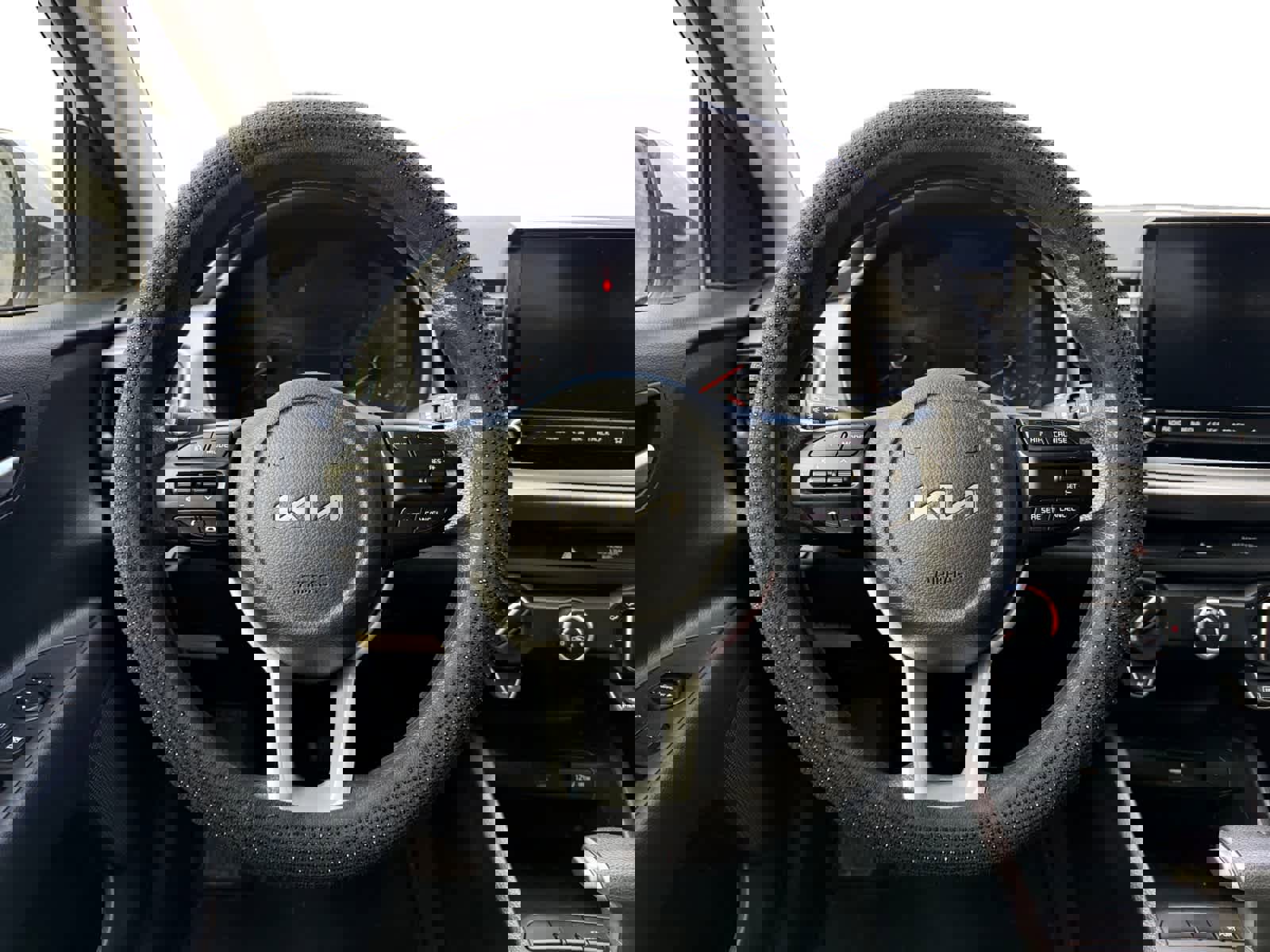 Used 2022 Kia Rio S image 12