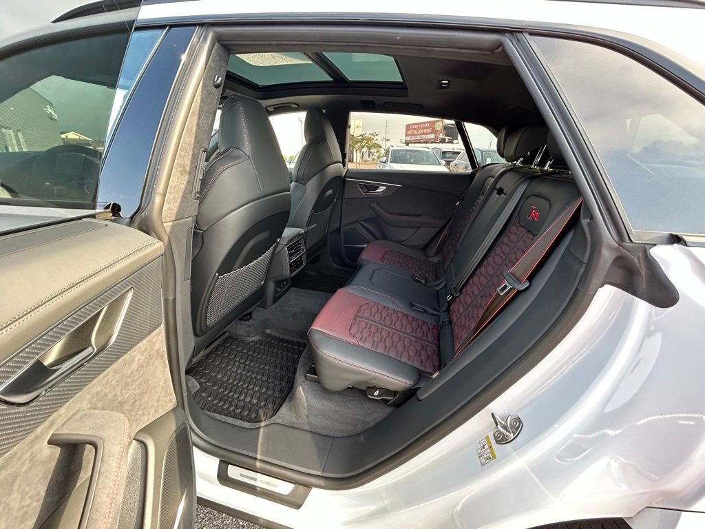 New 2026 Audi RS Q8 performance image 70