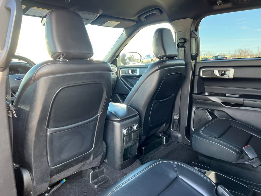 Used 2020 Ford Explorer XLT w/ Equipment Group 202A image 36