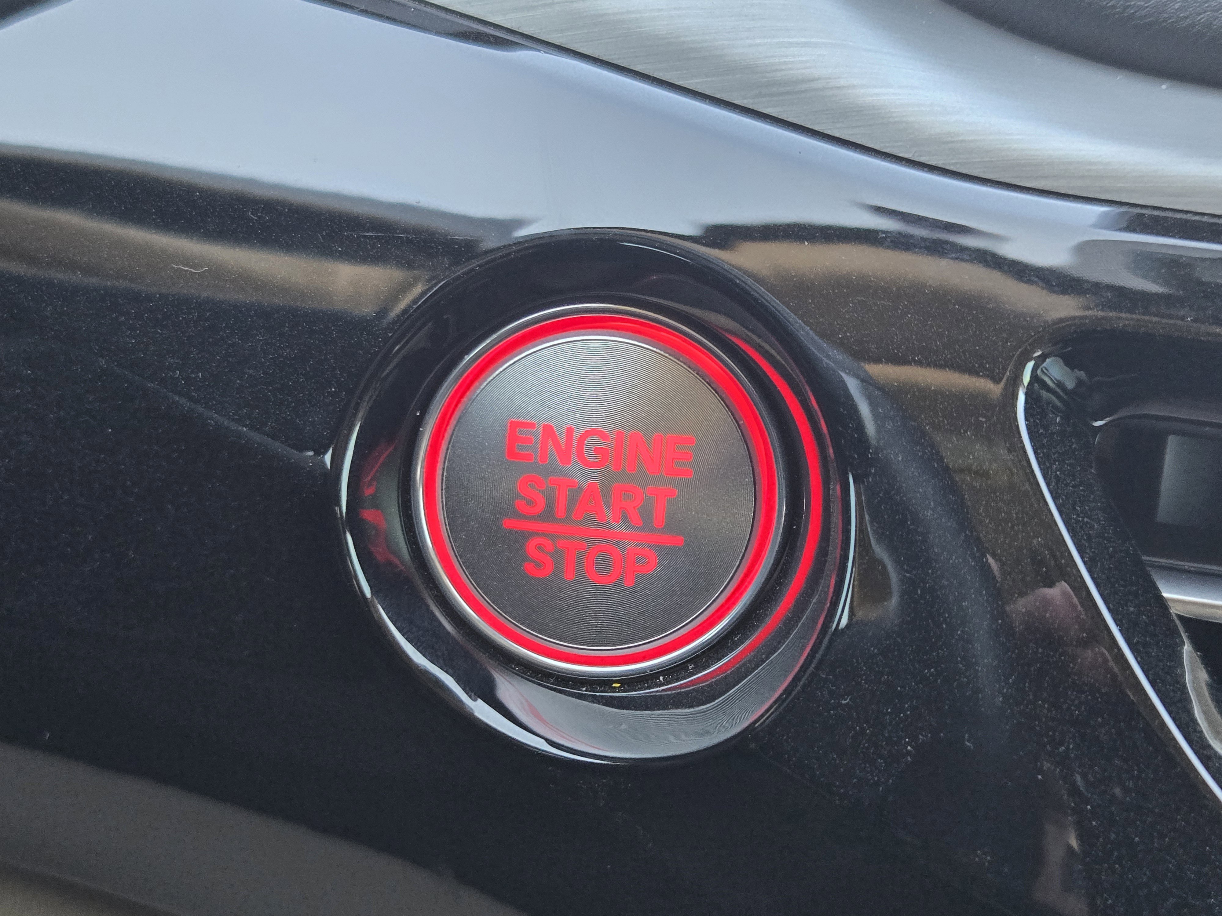 Certified 2025 Acura MDX w/ Technology Package image 29