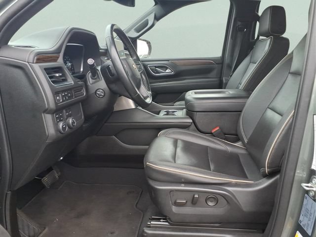 Used 2023 Chevrolet Suburban Premier AWD/4WD image 20