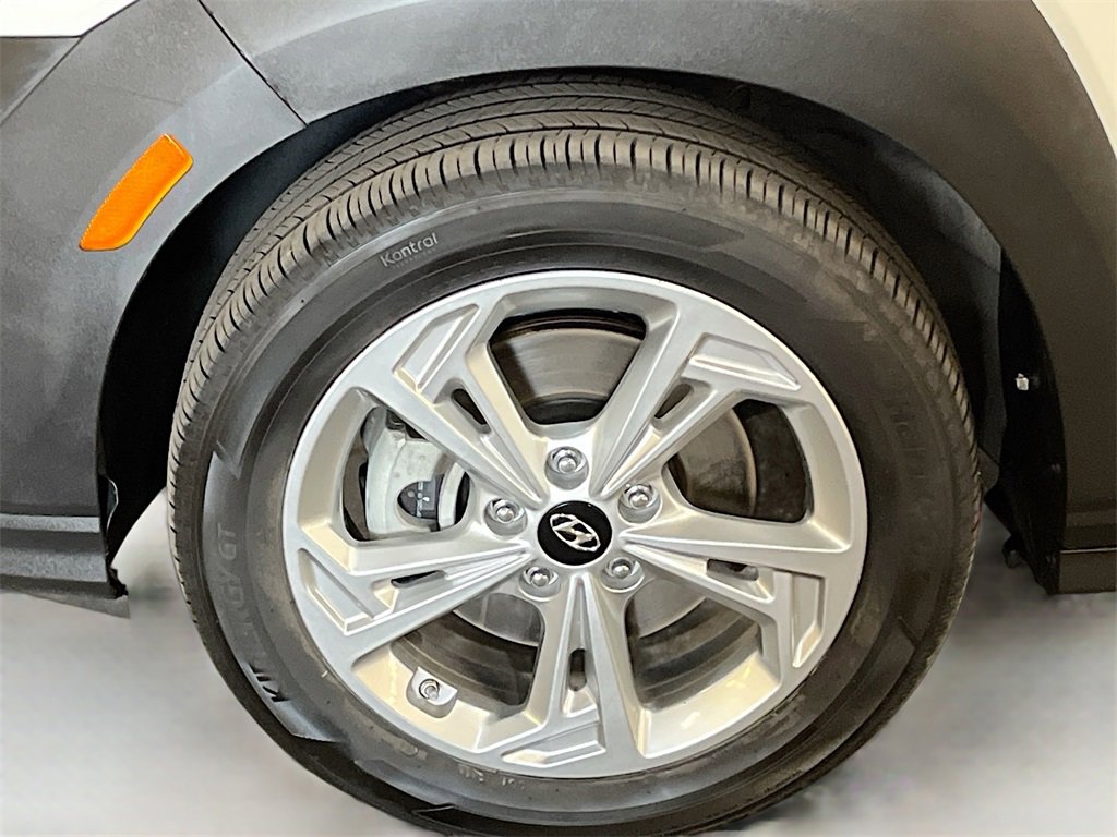 Used 2022 Hyundai Kona SEL image 28