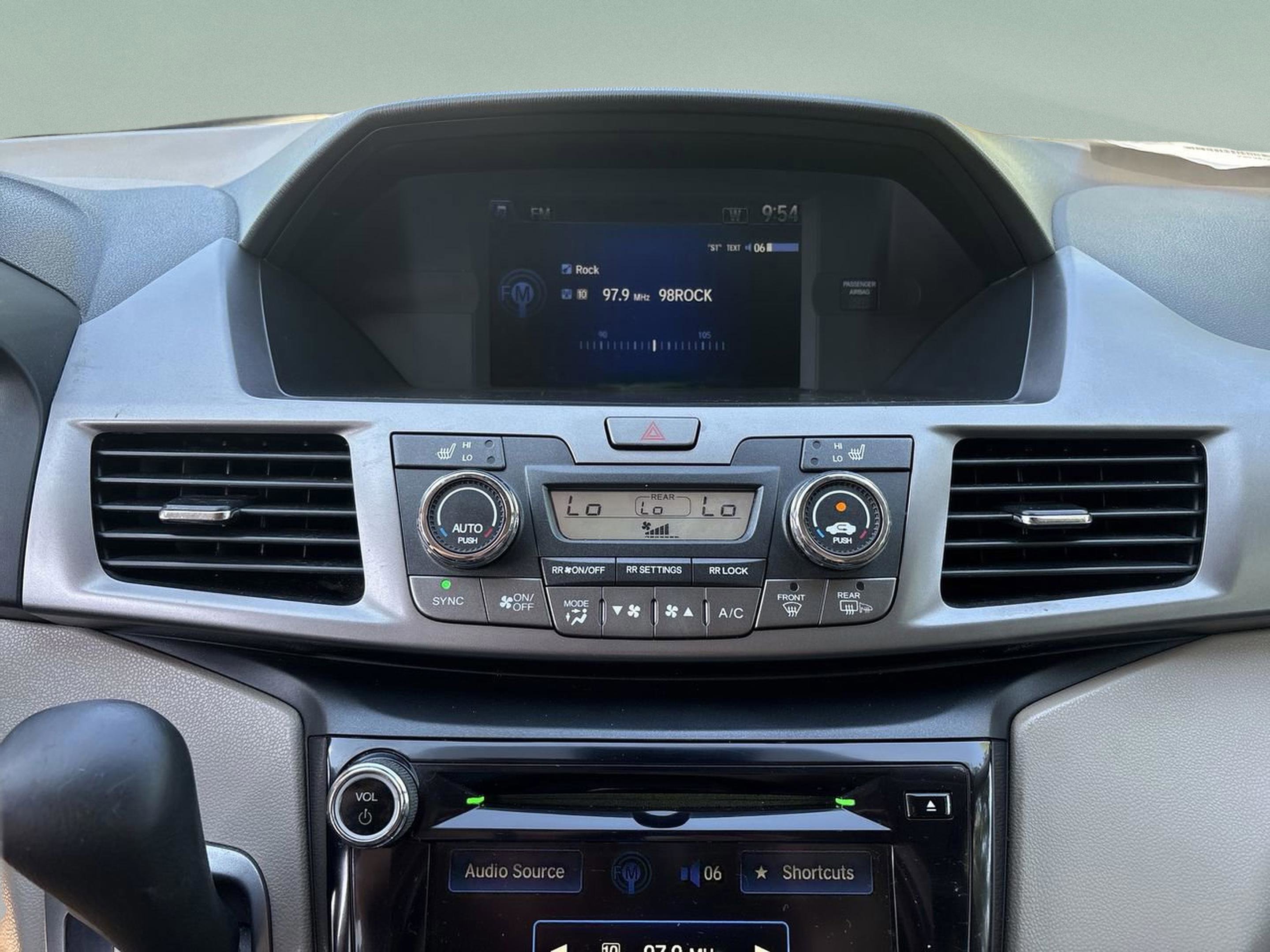 Used 2015 Honda Odyssey EX-L image 25
