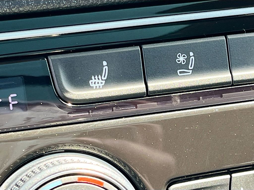 Used 2021 Volkswagen Atlas SEL Premium image 28