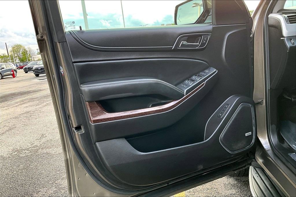 Used 2016 GMC Yukon SLT AWD/4WD image 21