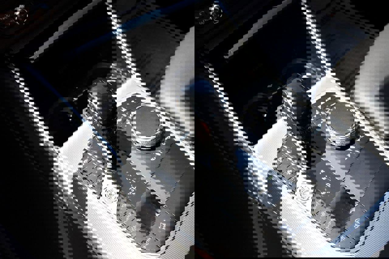 Used 2022 BMW 330i Sedan w/ Premium Package 2 image 25