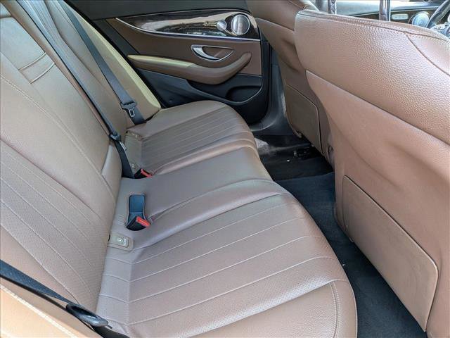 Used 2020 Mercedes-Benz E 350 Sedan image 19