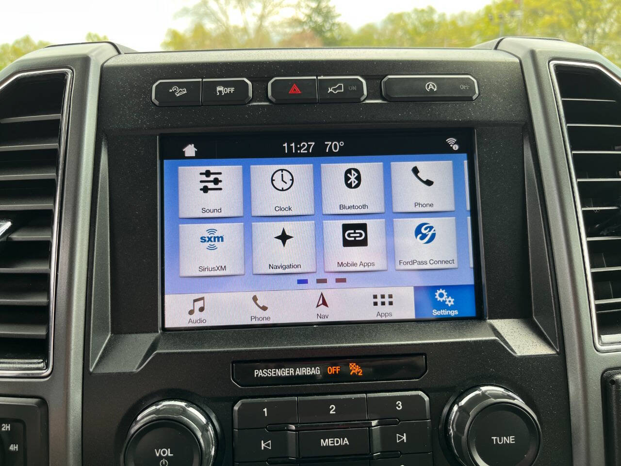 Used 2019 Ford F150 XLT w/ Equipment Group 302A Luxury AWD/4WD image 30