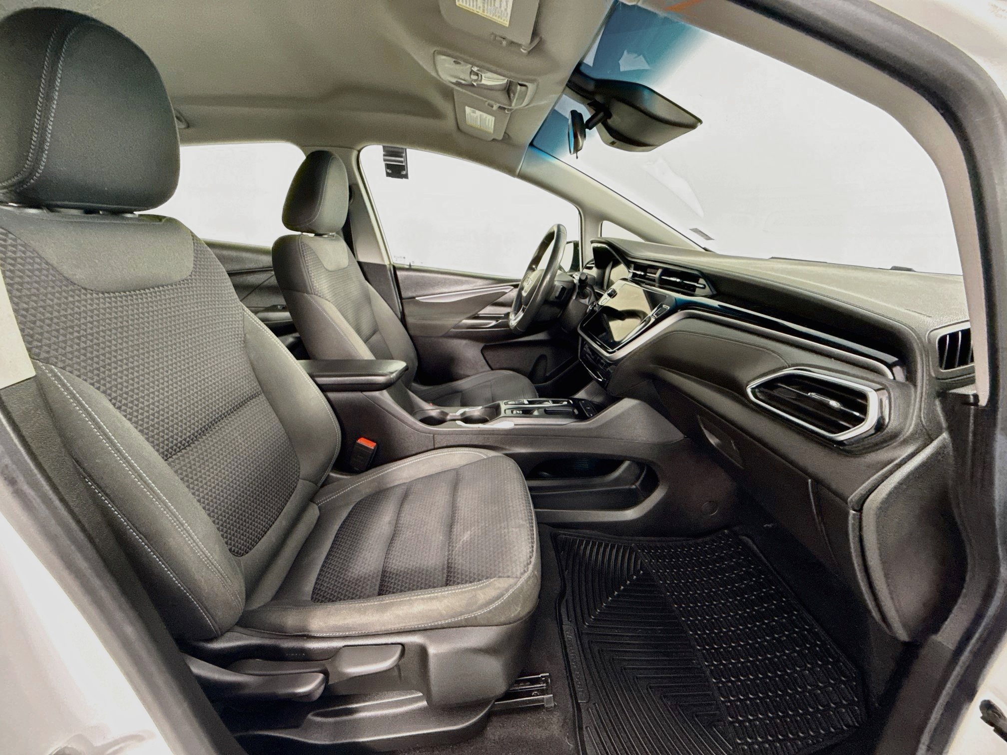 Certified 2023 Chevrolet Bolt LT w/ Driver Confidence Package FWD image 25