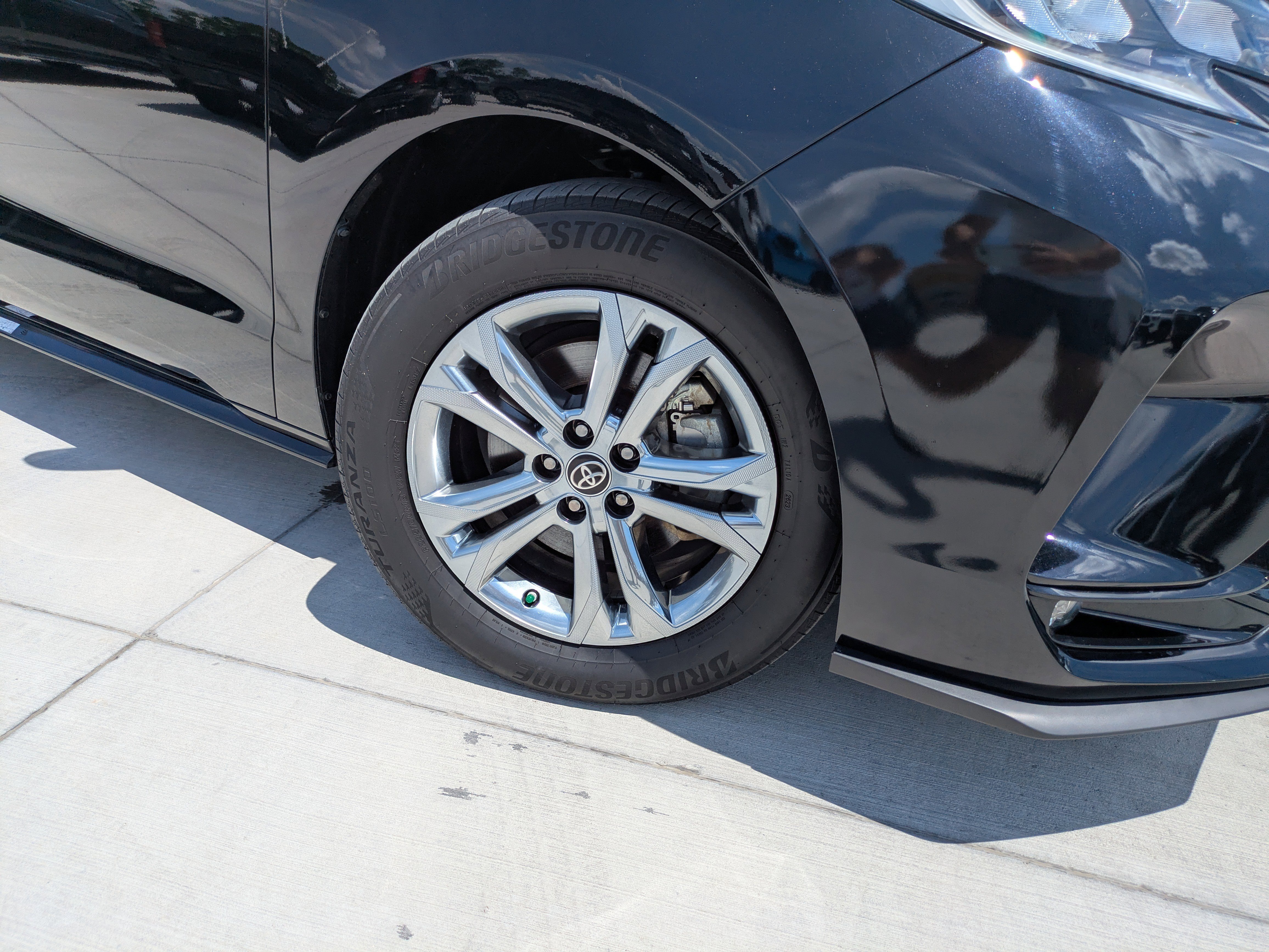 Certified 2023 Toyota Sienna XSE w/ XSE Plus Package image 9