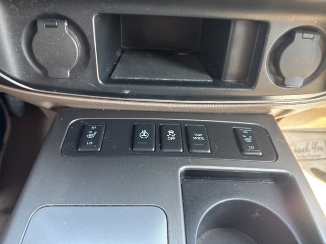 Used 2013 Nissan Armada Platinum AWD/4WD image 26
