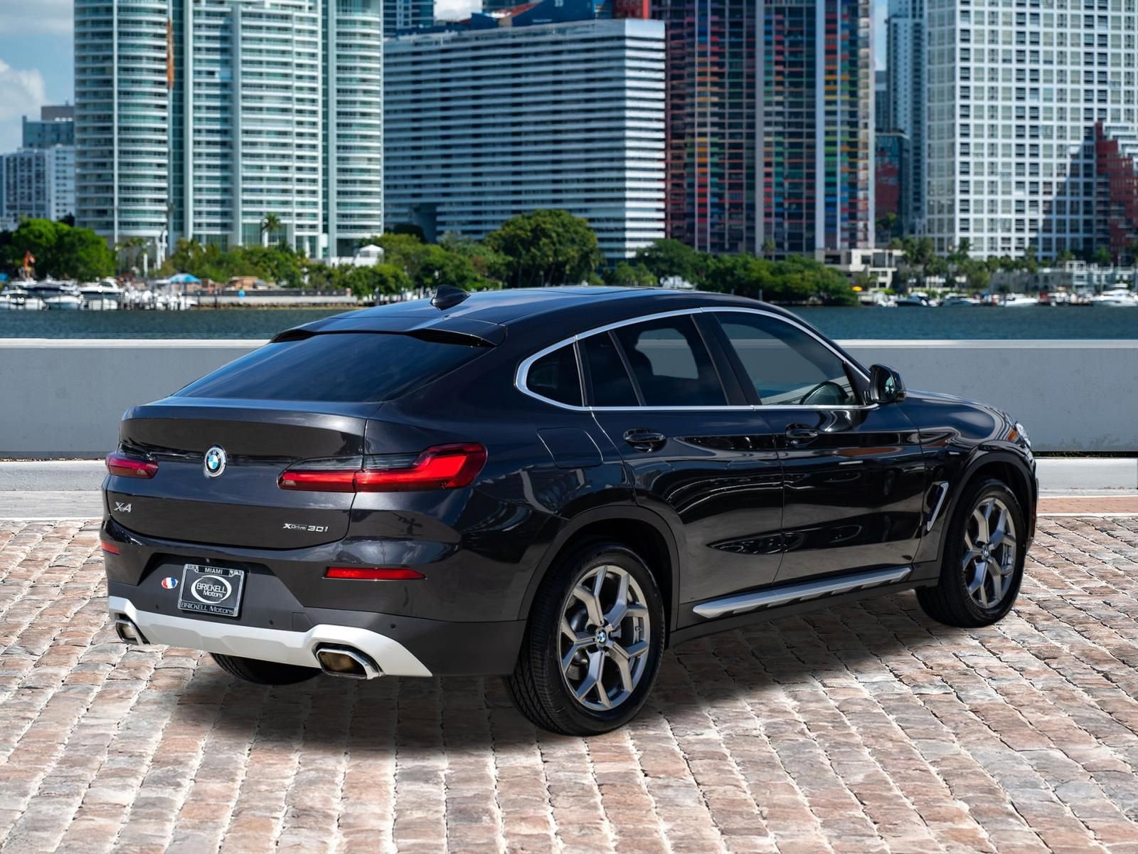 Used 2023 BMW X4 xDrive30i w/ Premium Package image 5