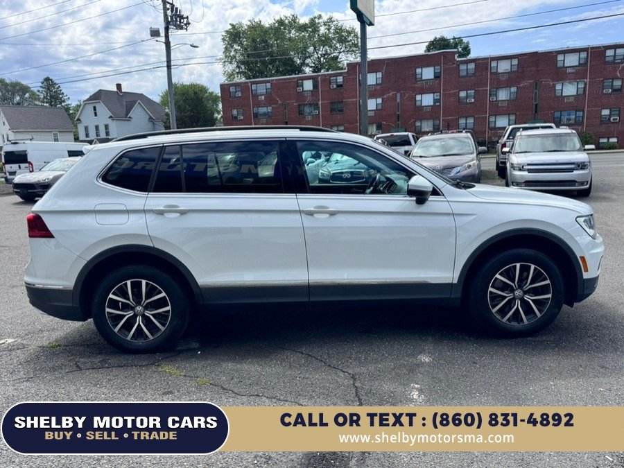 Used 2018 Volkswagen Tiguan SE AWD/4WD image 4