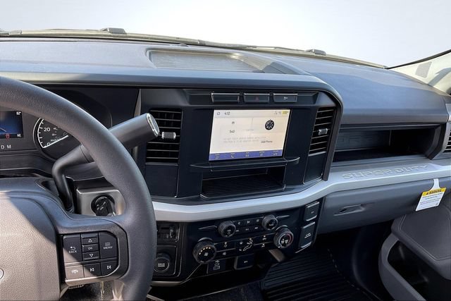 Used 2024 Ford F450 XL w/ XL Chrome Package RWD image 7