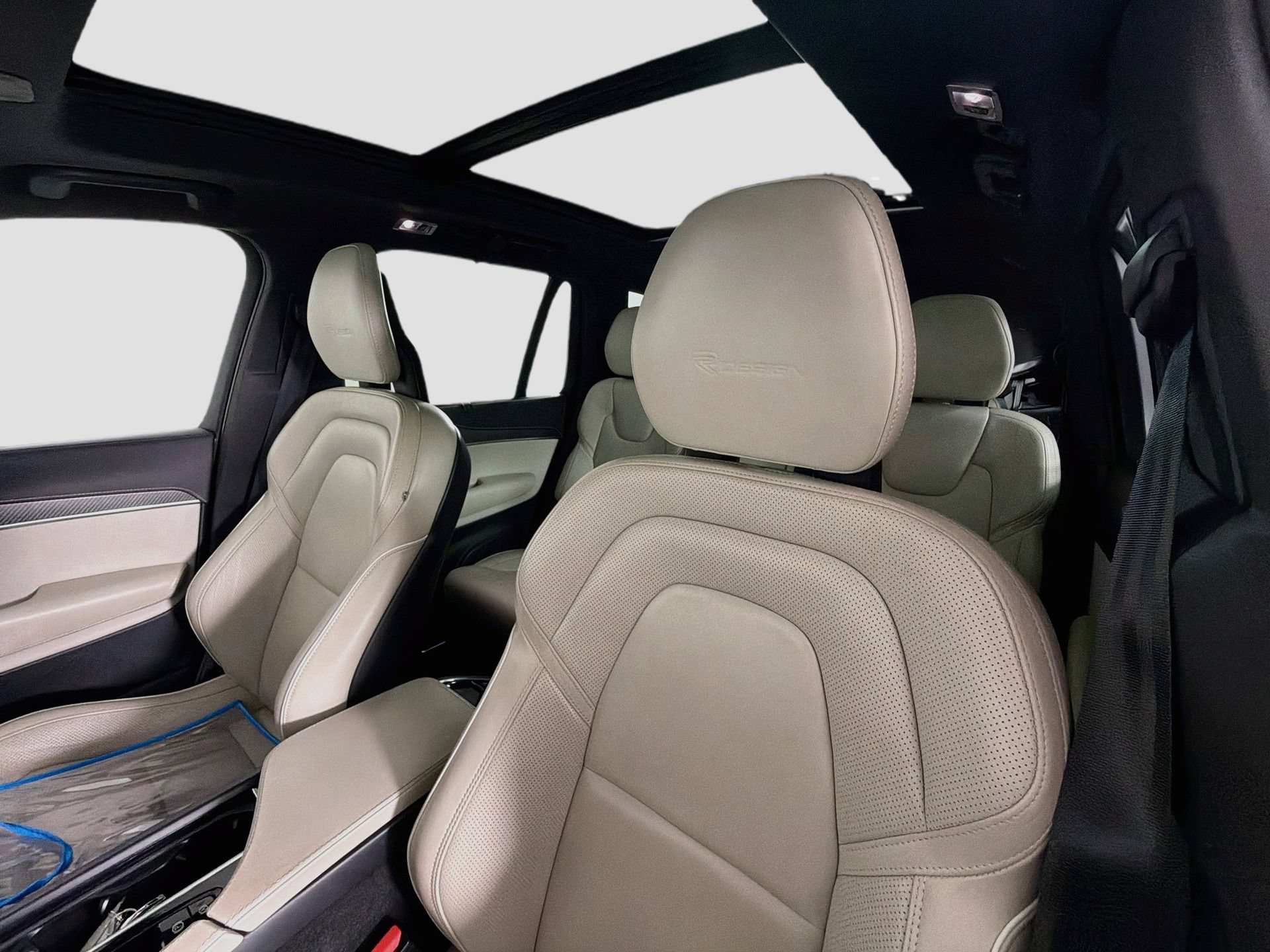 Used 2020 Volvo XC90 T5 R-Design w/ Protection Package Premier AWD/4WD image 22