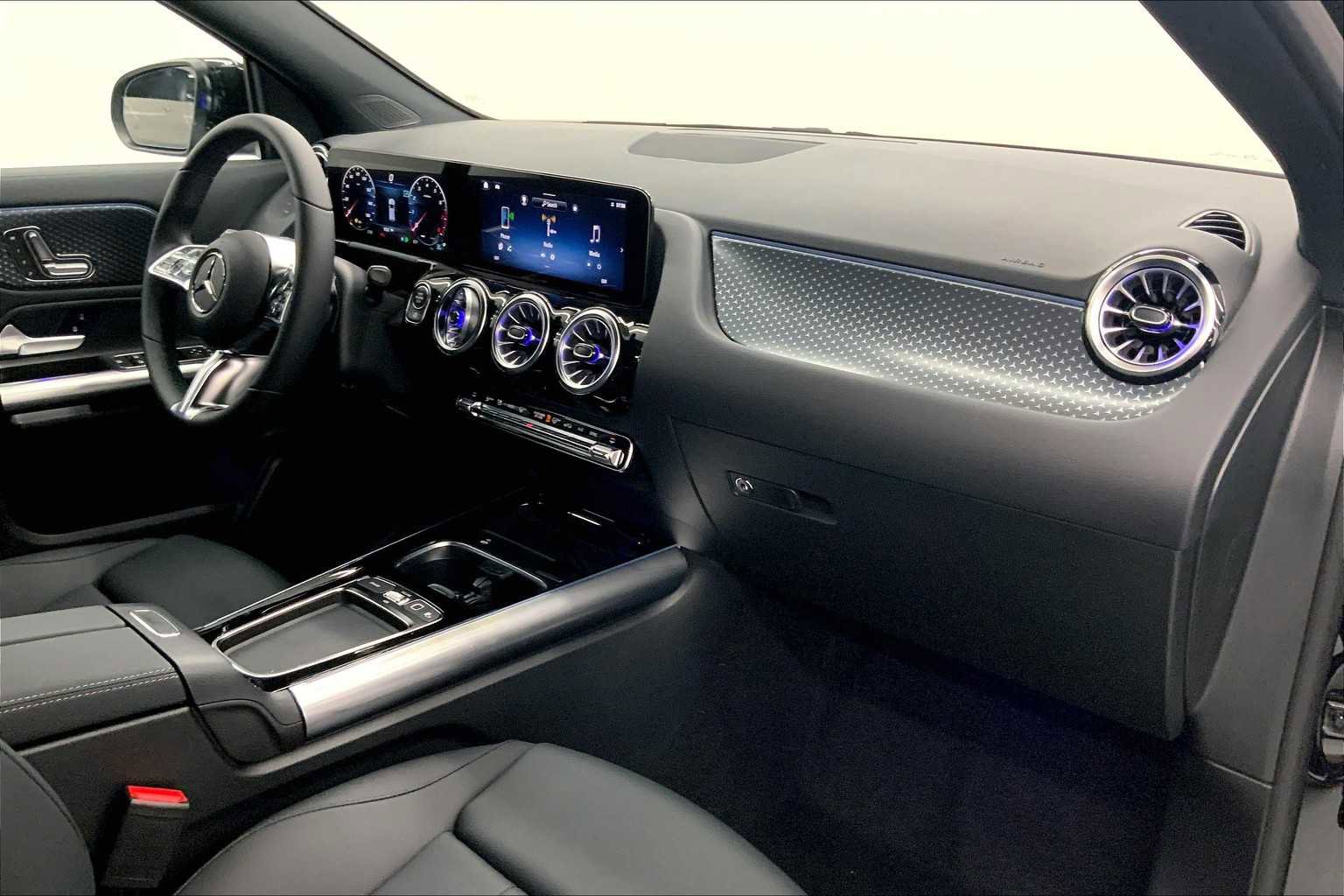 New 2026 Mercedes-Benz GLA 250 GLA 250 image 11